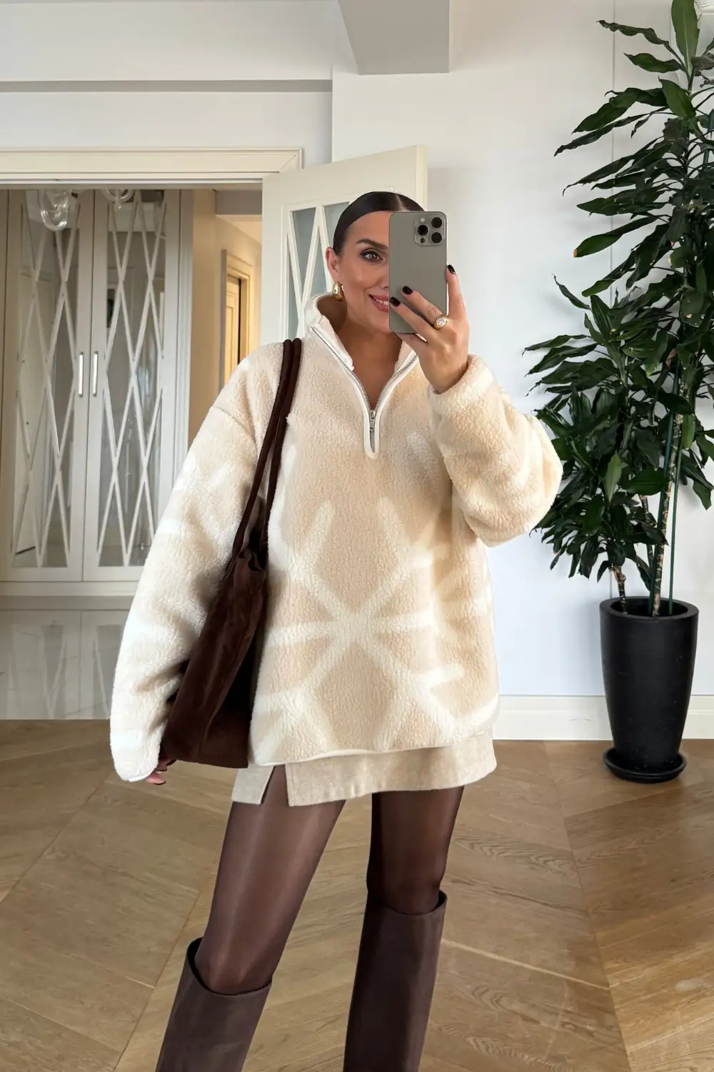 Dik Yaka Polar Kadın Sweatshirt - Ekru