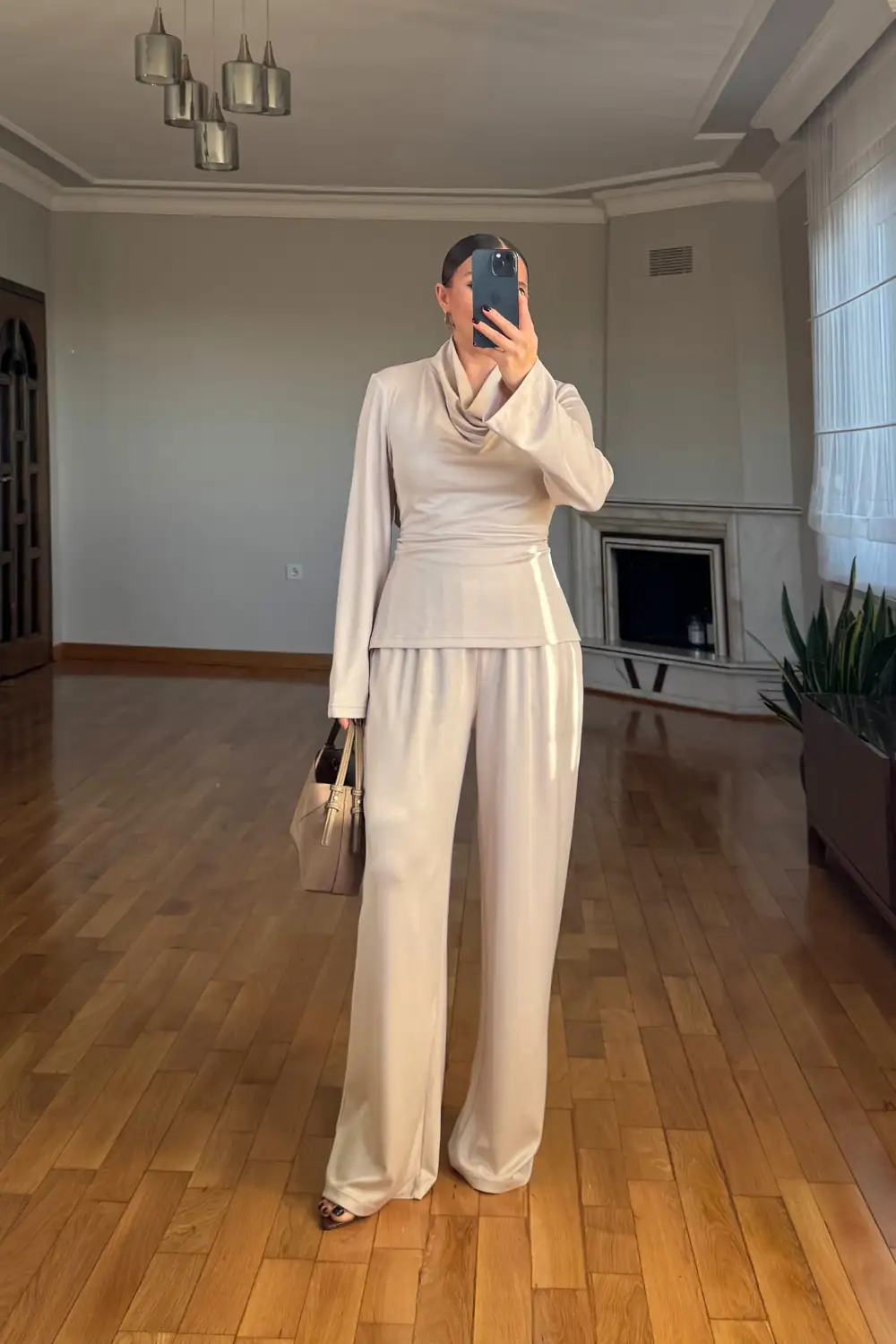 Modal Degaje Yaka Bluz Pantolon Takım - Taş