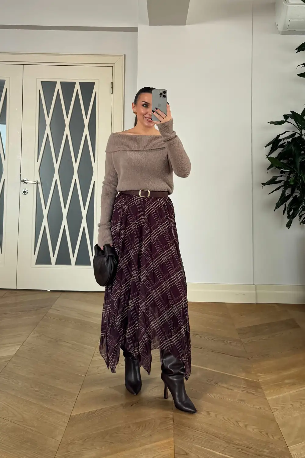 Beli Lastikli Asimetrik Şifon Midi Etek 7