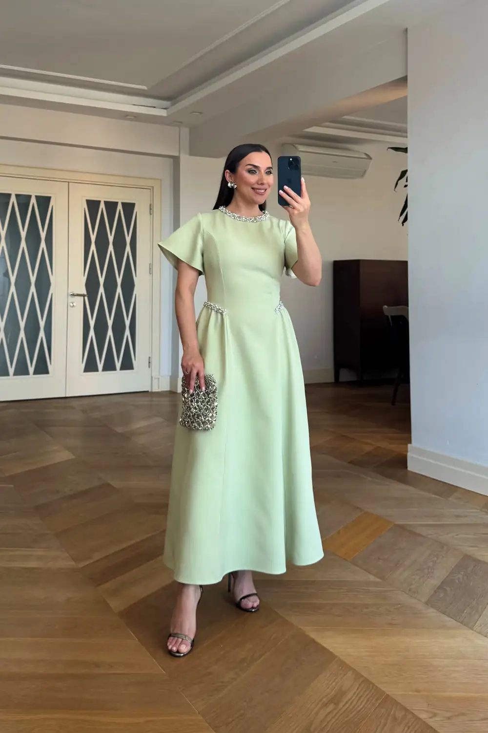 Taş Detaylı Kısa Kollu Midi Elbise - Mint Yeşil
