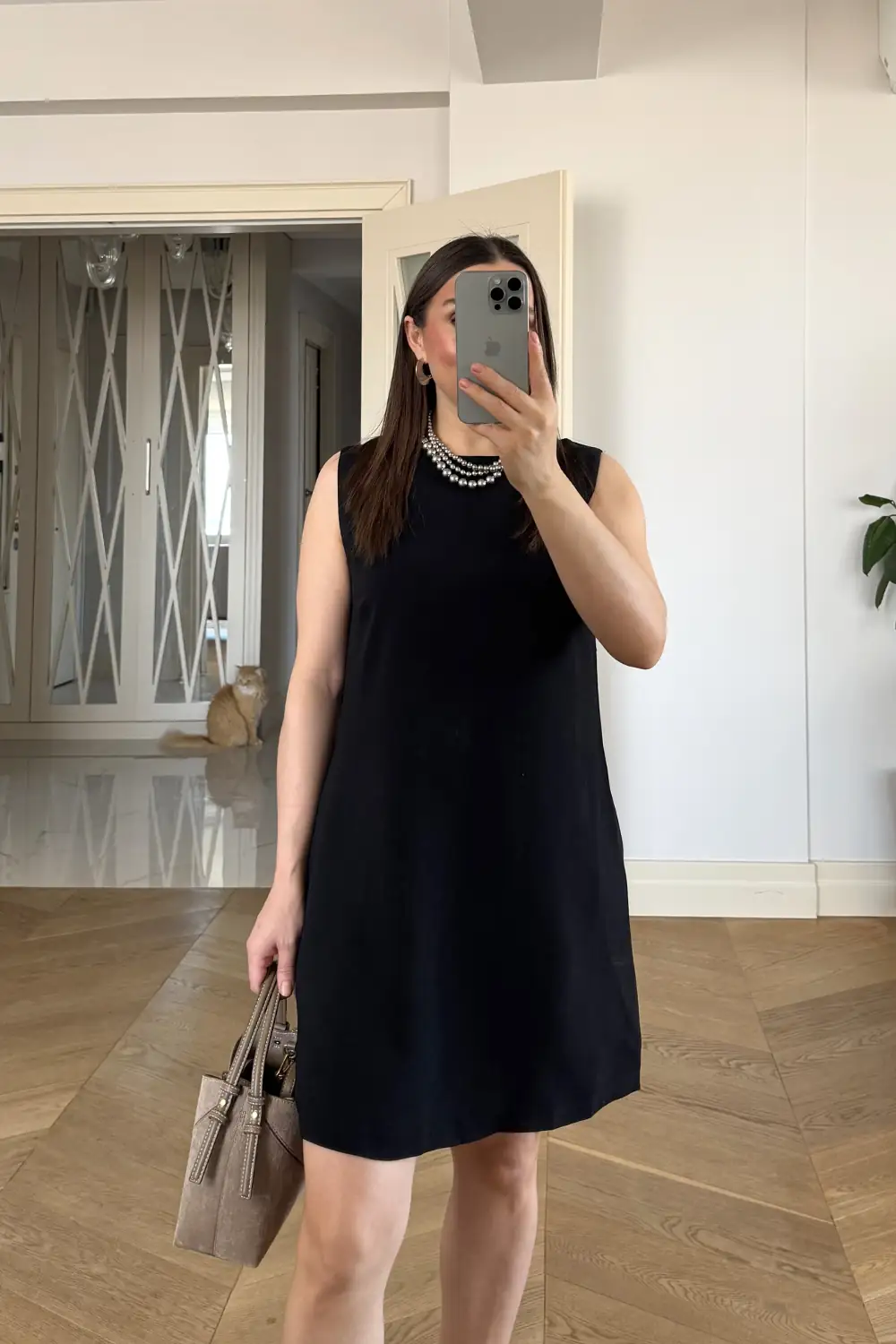Sıfır Kol Sırt Fermuarlı Mini Elbise 4